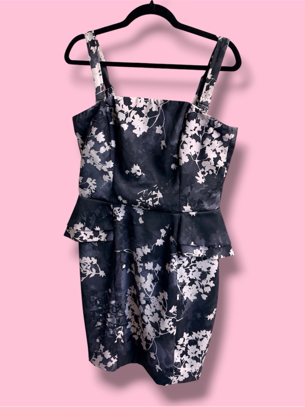 H&M Black & White Floral Peplum Mini Dress #18
